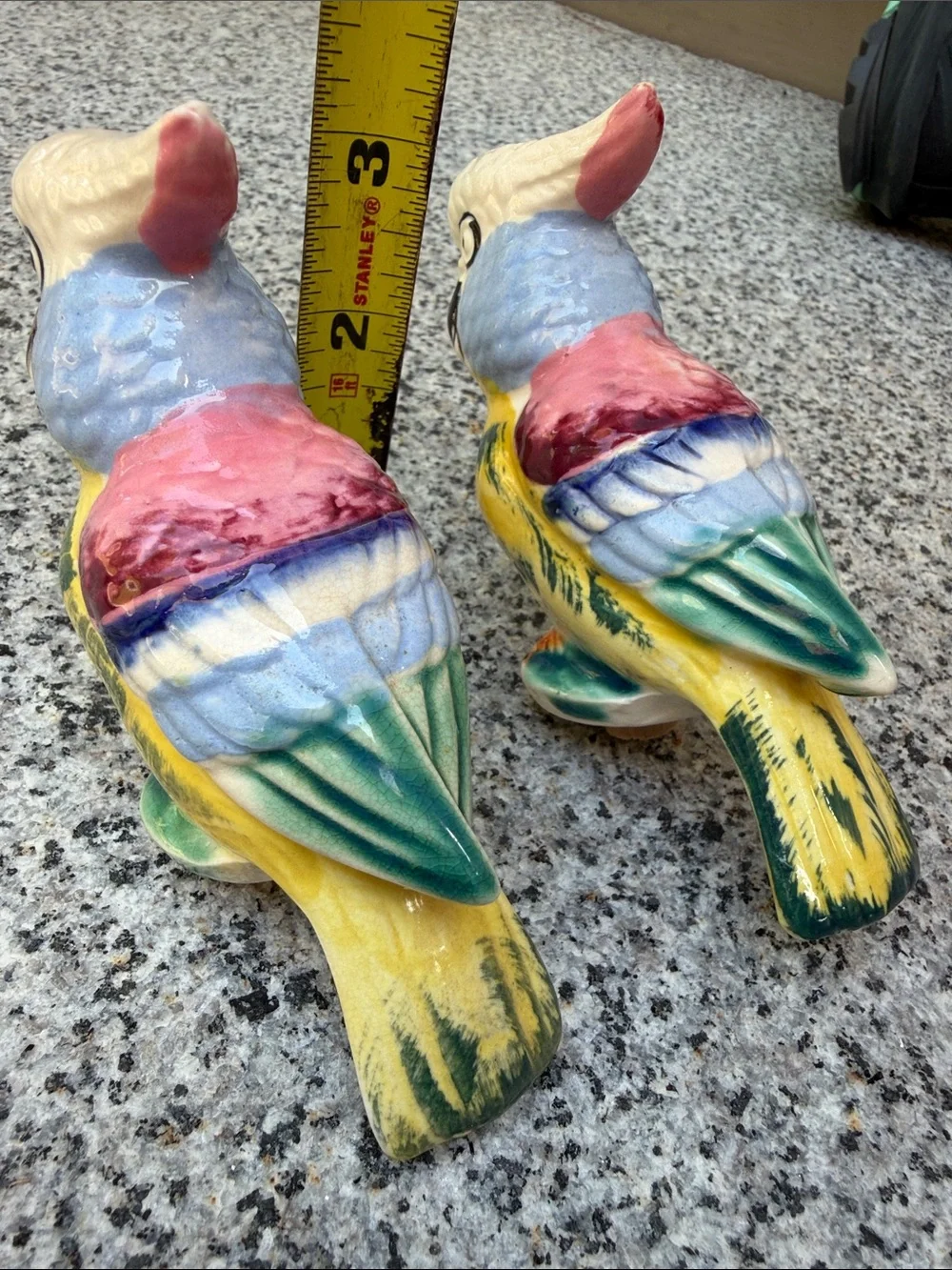 Pair of Ceramic Parakeet Bird salt and pepper shakers in Yellow & Multicolor